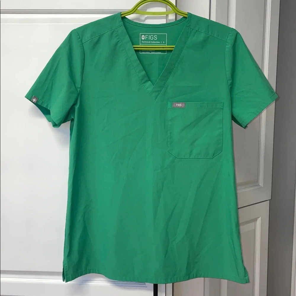 FIGS Catarina One Pocket Scrub Top in Emerald Safety Green sz S - Picture 2 of 7